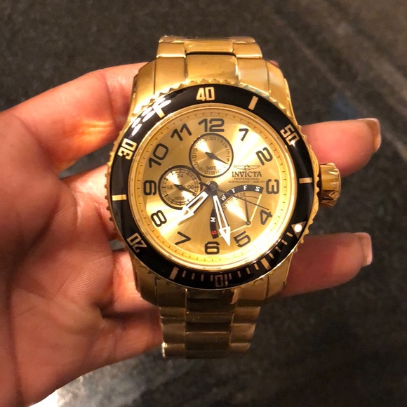 Watch - Picture 1 of 2